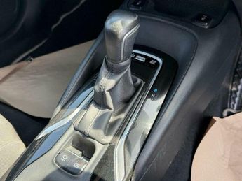 Toyota Corolla 1.8 VVT-h Icon Tech CVT Euro 6 (s/s) 5dr