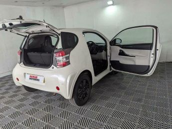 Toyota iQ 1.0 VVT-i 2 Multidrive Euro 5 3dr