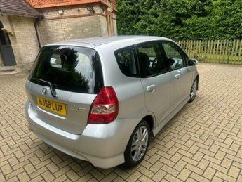Honda Jazz 1.4 i-DSI Sport CVT-7 5dr