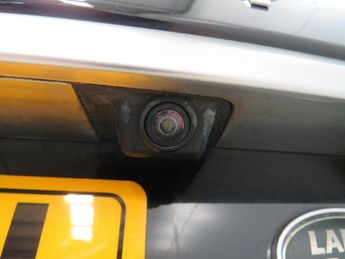 Land Rover Discovery Sport TD4 HSE LUXURY