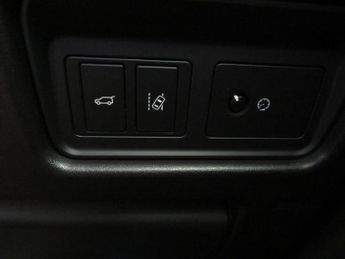 Land Rover Discovery Sport TD4 HSE LUXURY