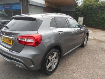Mercedes GLA GLA 220 D 4MATIC AMG LINE