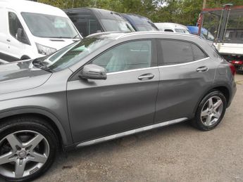 Mercedes GLA GLA 220 D 4MATIC AMG LINE