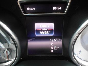 Mercedes GLA GLA 220 D 4MATIC AMG LINE