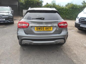 Mercedes GLA GLA 220 D 4MATIC AMG LINE
