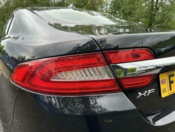 Jaguar XF 2.2d Luxury Auto Euro 5 (s/s) 4dr