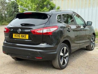 Nissan Qashqai 1.2 DIG-T N-Connecta XTRON 2WD Euro 6 (s/s) 5dr
