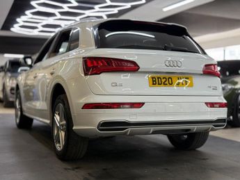 Audi Q5 2.0 TFSI QUATTRO S LINE [3X SERVICES, SAT NAV, LEATHER & HEATED 
