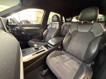 Audi Q5 2.0 TFSI QUATTRO S LINE [3X SERVICES, SAT NAV, LEATHER & HEATED 