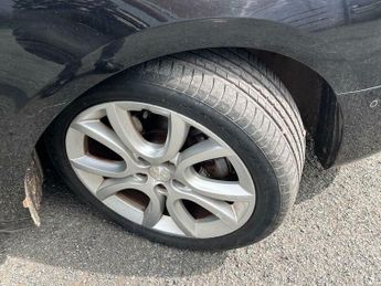 Peugeot 508 2.0 HDi Allure Auto Euro 5 4dr