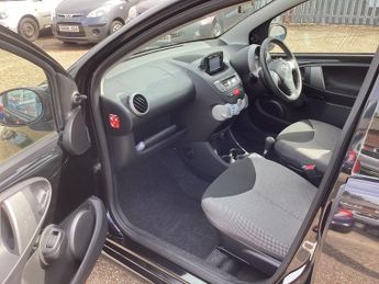 Toyota AYGO 1.0 VVT-i Move Hatchback 5dr Petrol MultiMode Euro 5 (68 ps)