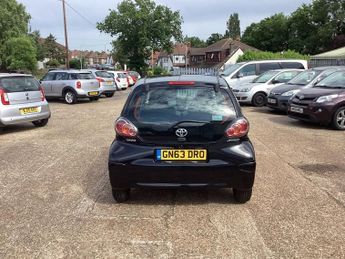 Toyota AYGO 1.0 VVT-i Move Hatchback 5dr Petrol MultiMode Euro 5 (68 ps)