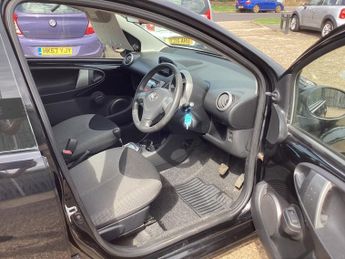 Toyota AYGO 1.0 VVT-i Move Hatchback 5dr Petrol MultiMode Euro 5 (68 ps)