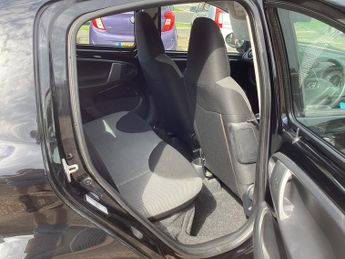 Toyota AYGO 1.0 VVT-i Move Hatchback 5dr Petrol MultiMode Euro 5 (68 ps)