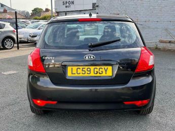 Kia Ceed 1.6 2 Auto Euro 4 5dr