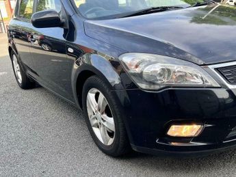 Kia Ceed 1.6 2 Auto Euro 4 5dr
