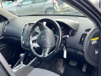 Kia Ceed 1.6 2 Auto Euro 4 5dr