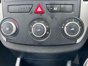 Kia Ceed 1.6 2 Auto Euro 4 5dr