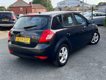 Kia Ceed 1.6 2 Auto Euro 4 5dr