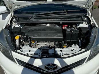 Toyota Yaris 1.33 Dual VVT-i Trend Euro 5 3dr