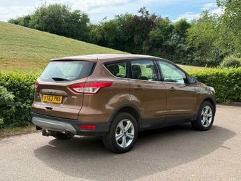 Ford Kuga 2.0 TDCi Zetec Powershift AWD Euro 5 5dr