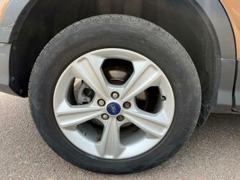 Ford Kuga 2.0 TDCi Zetec Powershift AWD Euro 5 5dr