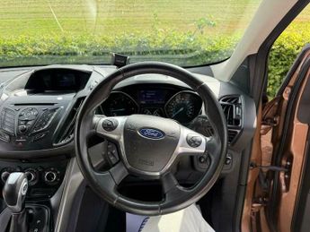 Ford Kuga 2.0 TDCi Zetec Powershift AWD Euro 5 5dr
