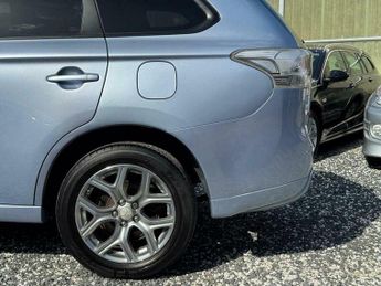 Mitsubishi Outlander 2.0h 12kWh GX3h CVT 4WD Euro 5 (s/s) 5dr