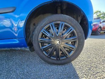 Peugeot 107 1.0 12V Urban 2 Tronic Euro 4 5dr