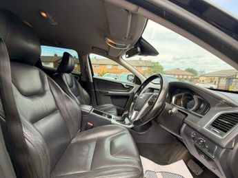 Volvo XC60 2.4 D5 SE Lux Nav Geartronic AWD Euro 5 5dr