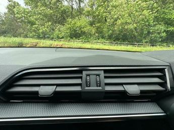 Audi Q3 2.0 TFSI 40 S line S Tronic quattro Euro 6 (s/s) 5dr