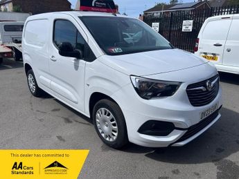 Vauxhall Combo L1H1 2300 PRO S/S