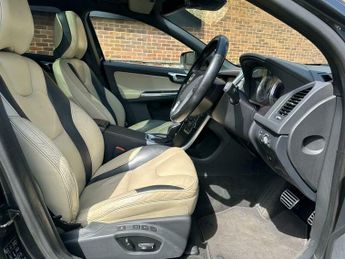 Volvo XC60 D5 R-DESIGN AWD