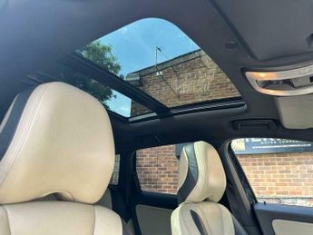 Volvo XC60 D5 R-DESIGN AWD