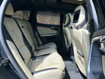 Volvo XC60 D5 R-DESIGN AWD