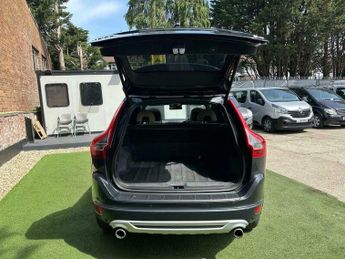 Volvo XC60 D5 R-DESIGN AWD