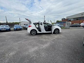 Toyota Auris 1.8 VVT-h Excel CVT Euro 5 (s/s) 5dr
