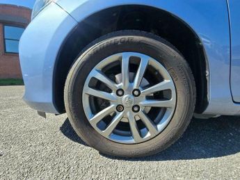 Toyota Yaris 1.33 Dual VVT-i Icon Hatchback 5dr Petrol Multidrive S Euro 6 (9