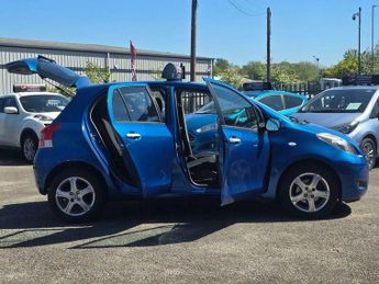 Toyota Yaris 1.33 Dual VVT-i TR MultiMode Euro 4 (s/s) 5dr