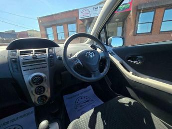 Toyota Yaris 1.33 Dual VVT-i TR MultiMode Euro 4 (s/s) 5dr