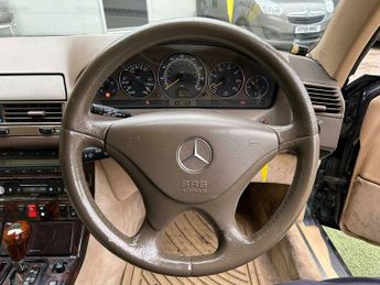 Mercedes SL Class SL320 V6
