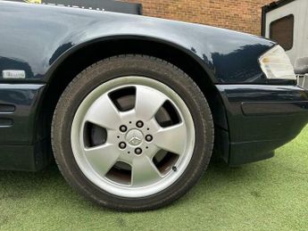 Mercedes SL Class SL320 V6