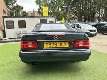 Mercedes SL Class SL320 V6
