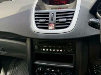 Peugeot 207 1.6 HDi S 5dr