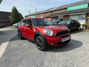MINI Countryman AUTOMATIC COOPER SD ALL4 PANAROMIC ROOF AIR CON GREAT FUEL ECONO