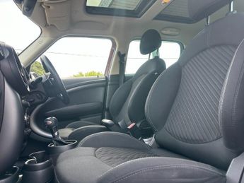 MINI Countryman AUTOMATIC COOPER SD ALL4 PANAROMIC ROOF AIR CON GREAT FUEL ECONO