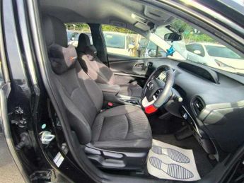 Toyota Prius 1.8 Hybrid VVT-h CVT 5dr