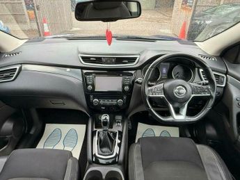 Nissan Qashqai 1.2 DIG-T N-Connecta XTRON Euro 6 (s/s) 5dr