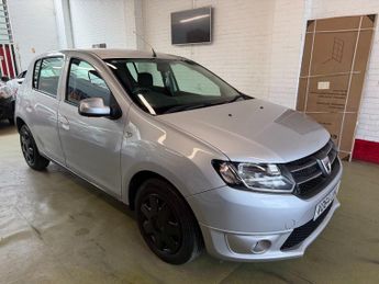 Dacia Sandero LAUREATE