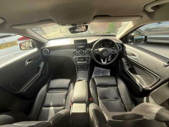 Mercedes-Benz A Class 1.6 A180 Sport 7G-DCT Euro 6 (s/s) 5dr